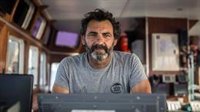 Camps (Open Arms) invita a Abascal (Vox) a subir al buque, en Lanzarote, para ver que la ONG "no es un enemigo"