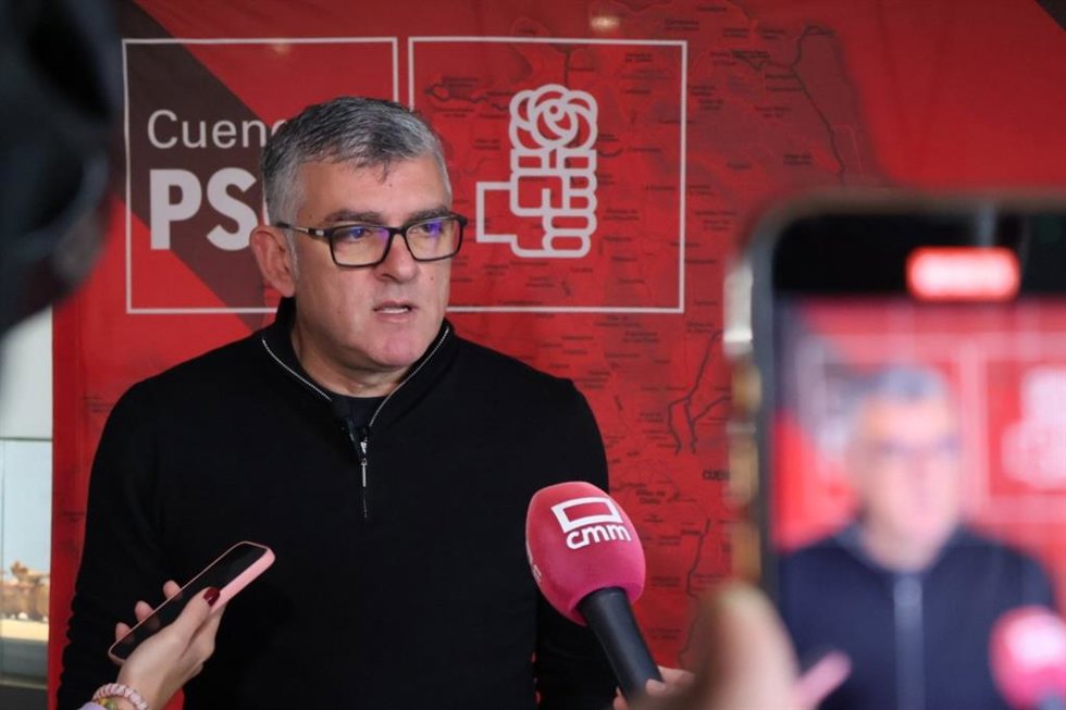 El presidente del grupo socialista en las Cortes regionales y secretario de Organización del PSOE de Cuenca, Ángel Tomás Godoy