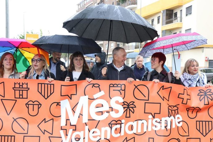 Més-Compromís apela a la "fuerza" de la militancia para "devolver la dignidad al escenario político valenciano"