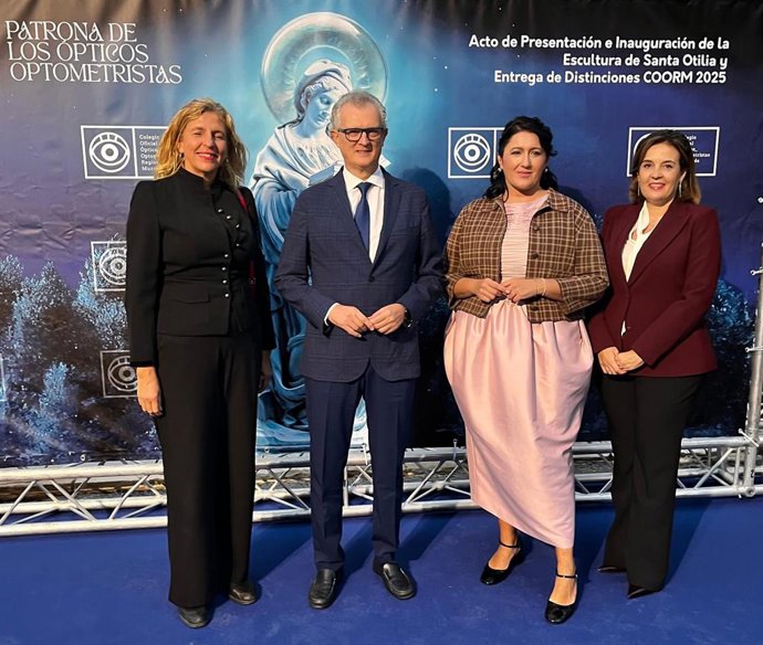 El consejero de Salud, Juan José Pedreño, en el acto institucional del Colegio de Ópticos-Optometristas