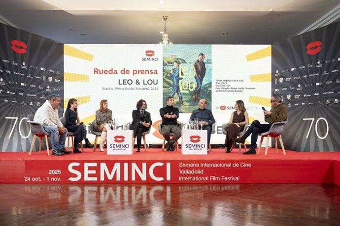 El equipo de 'Leo & Lou' ofrece una rueda de prensa en la Seminci