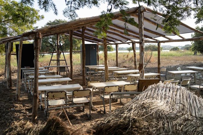 Archivo - Una escuela vacía en Bamako, Malí