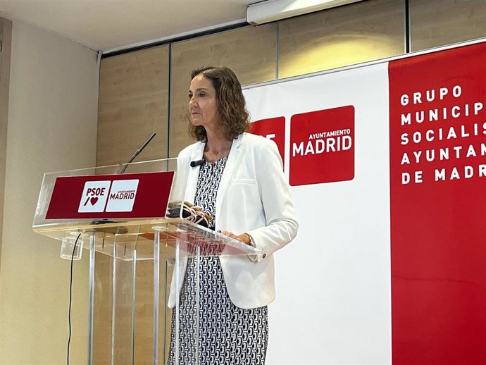 La portavoz del Grupo Municipal Socialista, Reyes Maroto