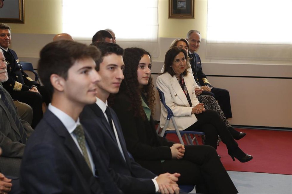 Archivo - La ministra de Defensa, Margarita Robles, en la entrega de los premios al 9 Premio de Carta a un Militar.