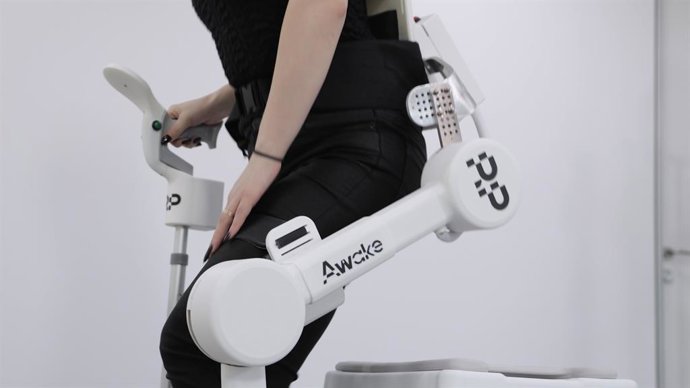 RoboPedics revela sistema biônico pioneiro para ajudar sobreviventes de derrame a andar