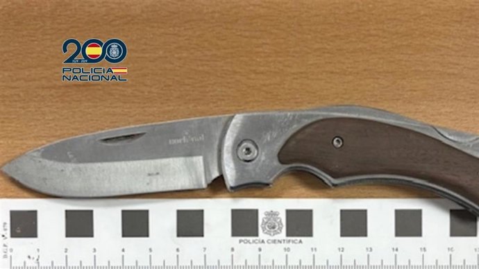 Cuchillo utilizado por un delincuente detenido en Sanlúcar de Barrameda (Cádiz)