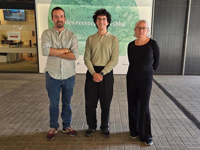 Pol Camps, Álvaro Lambea-Gil y Natalia Pérez de la Ossa