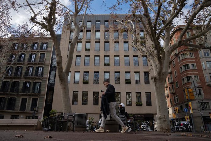 Archivo - Façana de la Conselleria d'Empresa i Treball, a Barcelona