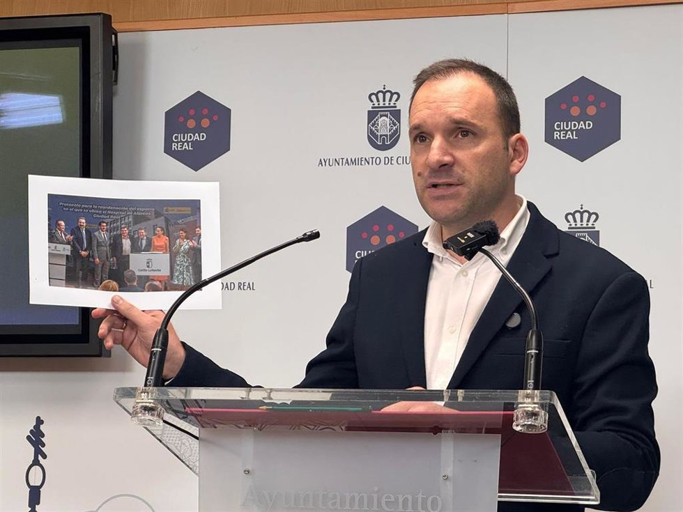 El Portavoz Del Equipo De Gobierno Del Ayuntamiento De Ciudad Real, Guillermo Arroyo.