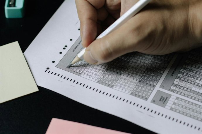 Como fazer testes de múltipla escolha na universidade sem ser penalizado: os truques infalíveis para nunca ser reprovado