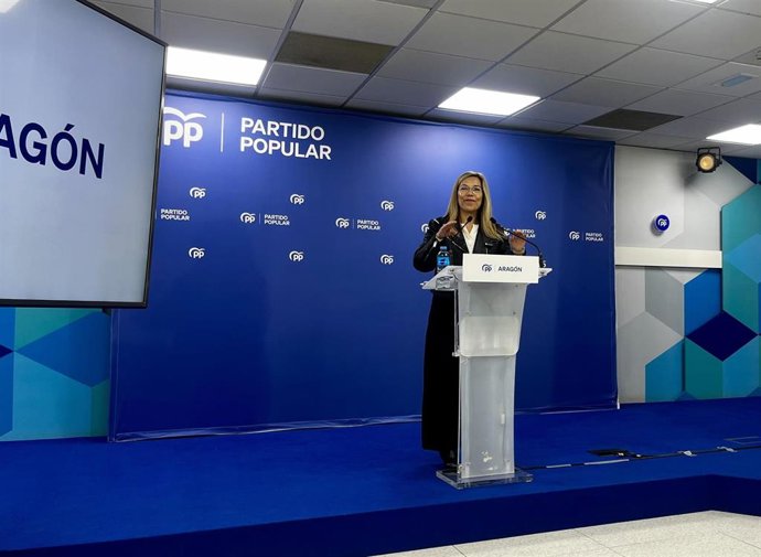 La secretaria general del PP-Aragón, Ana Alós, en la sede de los 'populares' en Zaragoza.