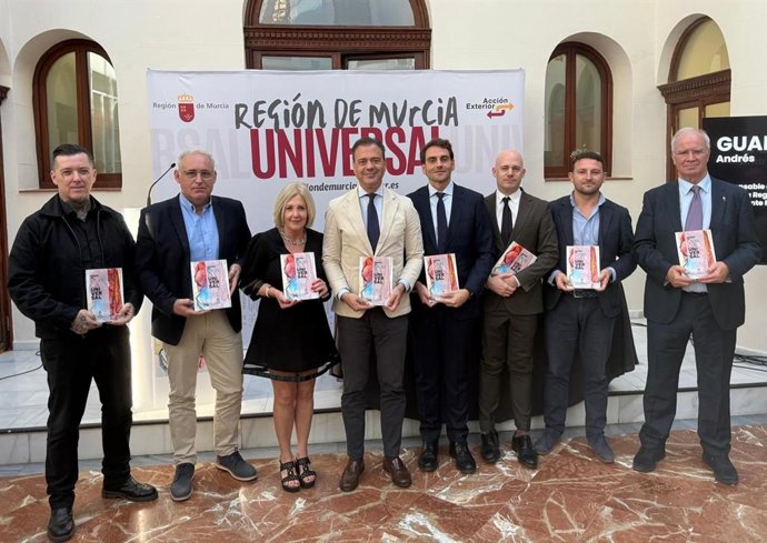 Algunos de los protagonista de 'Región de Murcia Universal'