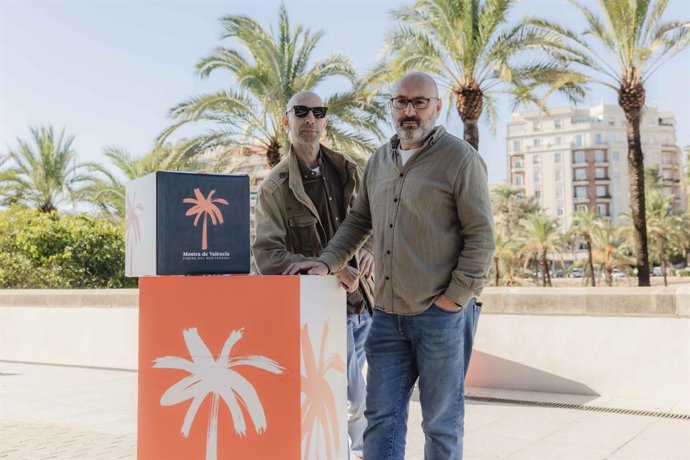 Manolo Valdés dice que 'Equipo Crónica, arte de trinchera' "es lo mejor que se ha hecho sobre ellos"