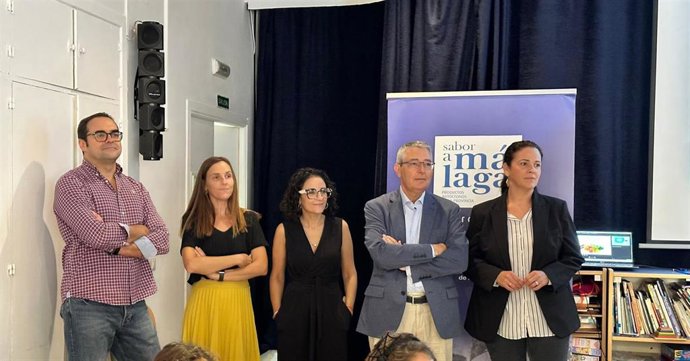 "Hay Un Dato Que Nos Preocupa, Y Es Que Más Del 35% De Los Niños De Málaga Están En Una Situación De Sobrepeso Y Obesidad, Lo Que Afecta A Su Salud Tanto En El Presente Como En El Futuro", Ha Señalado El Presidente De La Diputación De Málaga.