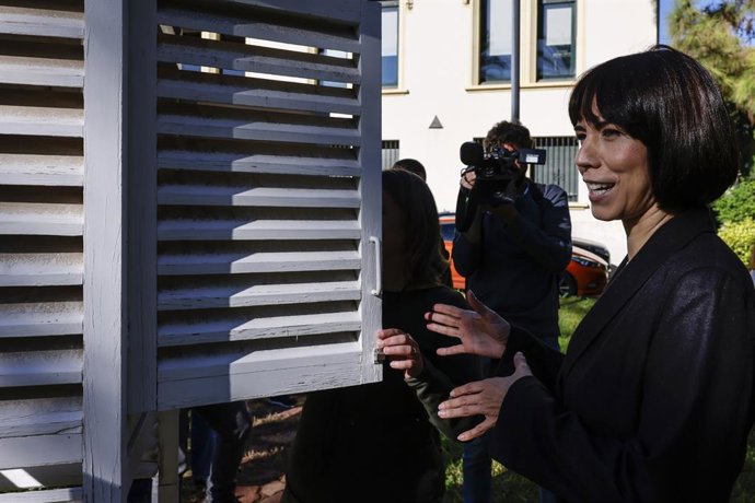 La ministra de Ciència, Innovació i Universitats, Diana Morant, durant una visita a la Delegació Territorial de l'Aemet, a 27 d'octubre del 2025, a València, Comunitat Valenciana (Espanya). 