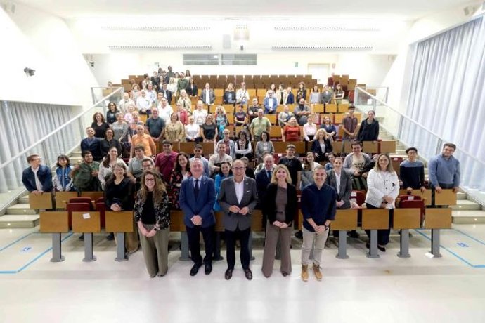 El rector de la Universidad de Sevilla, Miguel Ángel Castro, inaugura la quinta edición de UnidiversUS.
