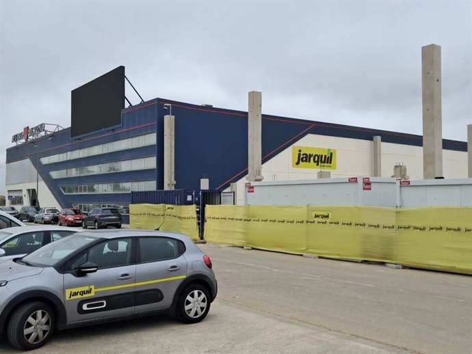 Constructora Jarquil durante las obras de ampliación de la sede de Álvaro Moreno