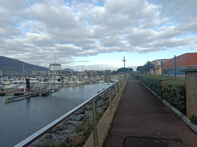 Nubes sobre la costa vizcaína.