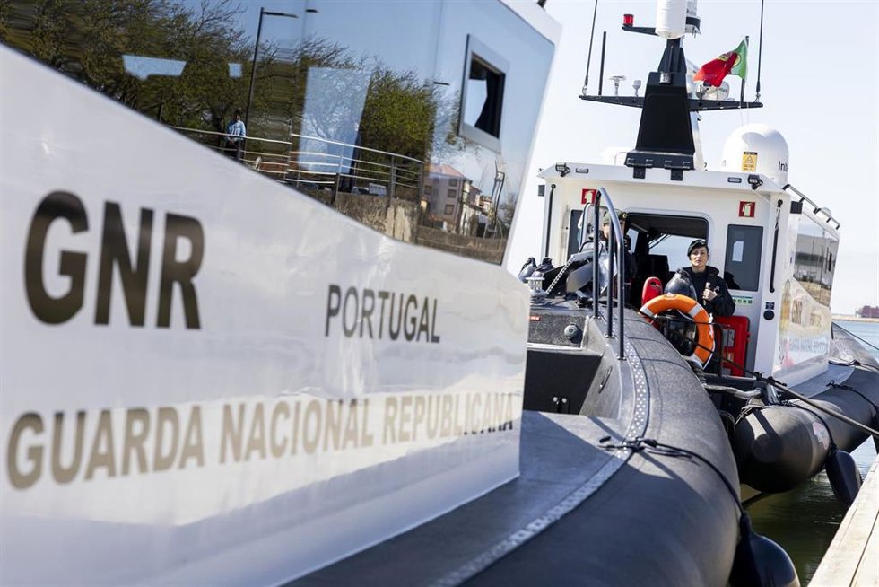 Archivo - Embarcación de la Guardia Nacional Republicana (GNR) de Portugal