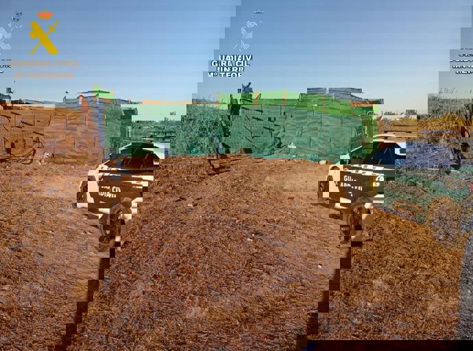 Caseta donde habitaba la pareja detenida en Paterna