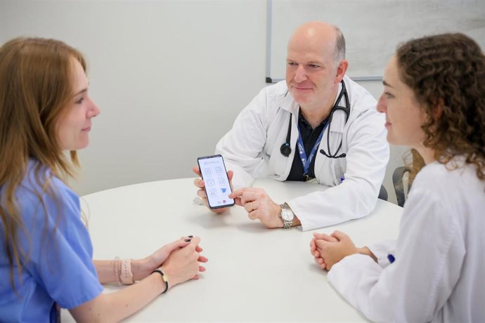 Archivo - APP inmunodeficiencias