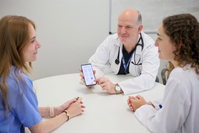 Archivo - APP inmunodeficiencias