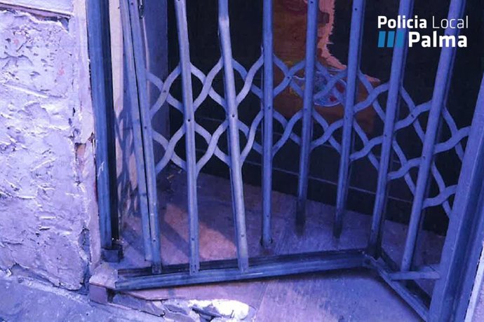 Detenido un hombre por un presunto delito de ocupación y daños en un local del centro de Palma