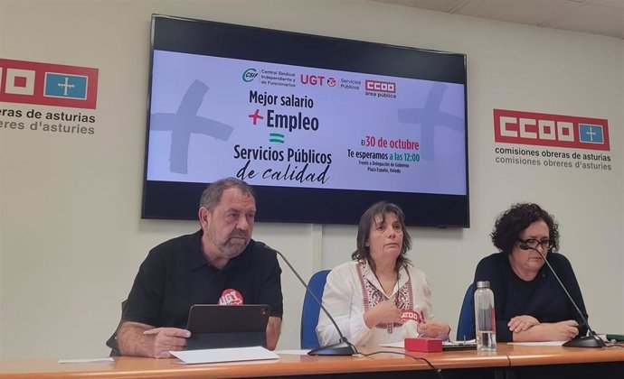 Representantes de los sindicatos de los trabajadores de la función pública.