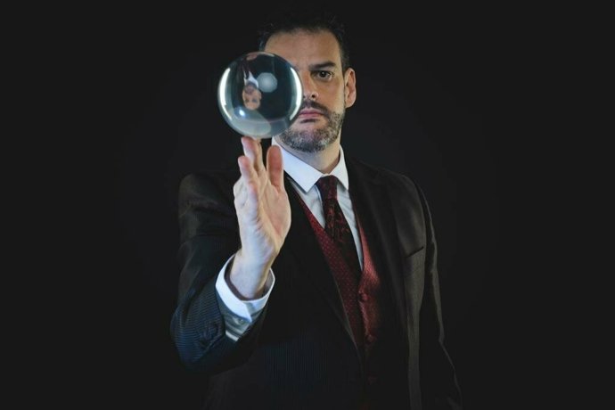 ‘Los Secretos De La Hipnosis: Entre La Ciencia, El Arte Y El Misterio’, Por Jorge Astyaro.