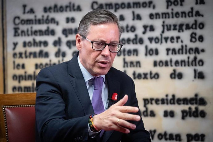 Archivo - El secretario general del PP de la Comunidad de Madrid, Alfonso Serrano, durante una entrevista para Europa Press, en el Senado, a 10 de julio de 2025, en Madrid (España).