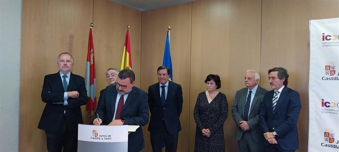 Firma del acuerdo de colaboración entre Sodical Inversión y cinco entidades de inversión privada de la Comunidad