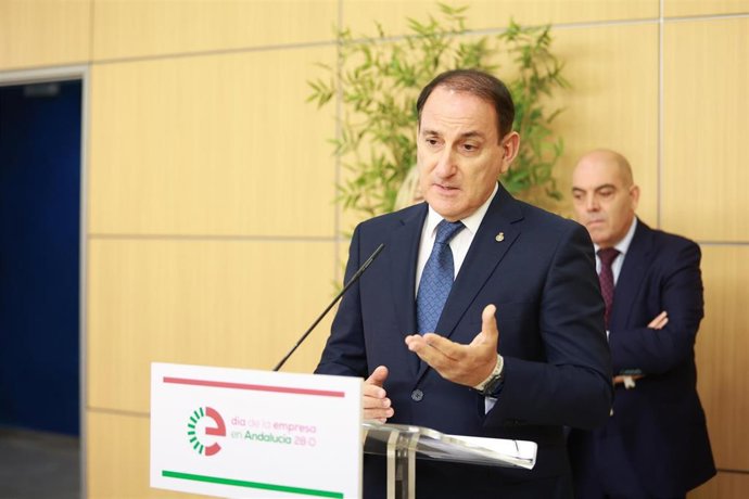 El presidente de la CEA, Javier González de Lara, antes del acto institucional del Día de la Empresa en Andalucia.