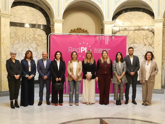 Miren Elgarresta ha participado en el plenario de la Red de Políticas de Igualdad