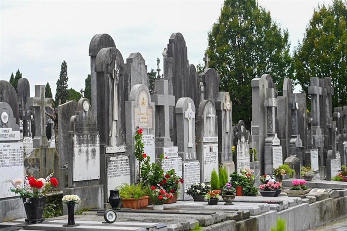 Archivo - Cementerio de Polloe, a 30 de octubre de 2024, en San Sebastián
