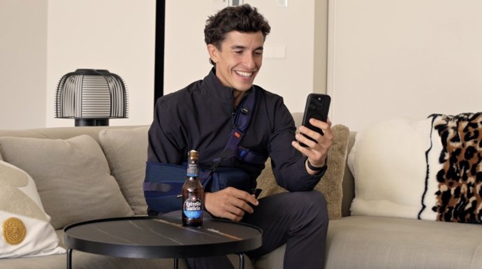 Estrella Galicia celebra su patrocinio de la Copa destacando sus historias únicas y lo activará con acciones con Marc Márquez, su hermano Álex y el piloto Carlos Sainz.