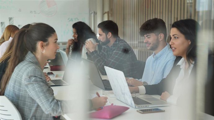 Alumnos de la Universidad CEU Fernando III de Sevilla.