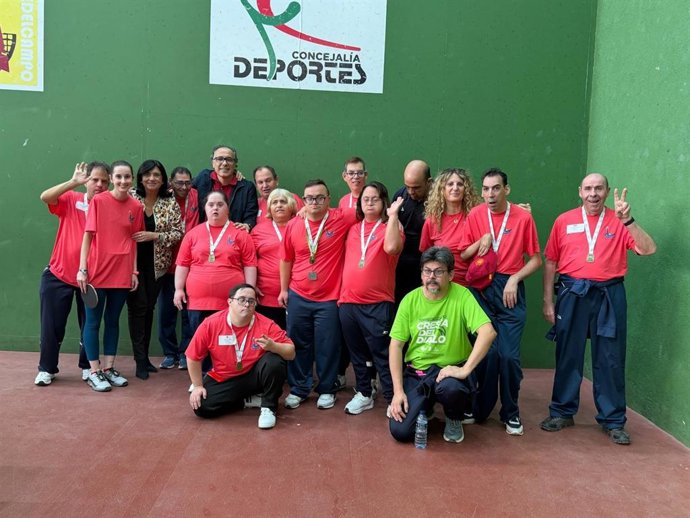 Asistentes a la segunda jornada de los Juegos Provinciales de Deporte Especial.