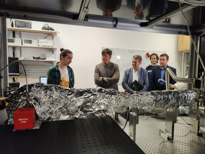 El Principado refuerza su apuesta por la investigación y aumenta los fondos para el Centro de Nanomateriales y Nanotecnología