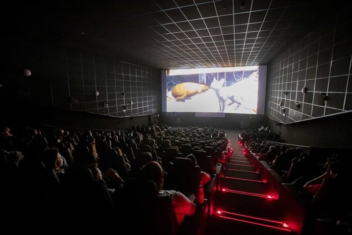 Proyección en una sala de cine.
