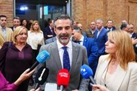 Fernández-Pacheco muestra su "preocupación" por la presa de Alcolea de Huelva pero "el ofrecimiento es el mismo"