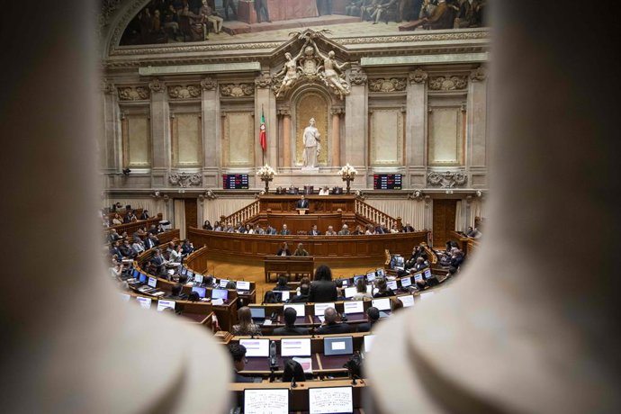 Archivo - April 11, 2024, Lisbon, Portugal: General view of the Portuguese parliament during the debate on the Government's program. The XXIV Constitutional Government of Portugal, led by Prime Minister Luis Montenegro, presented the government program. T