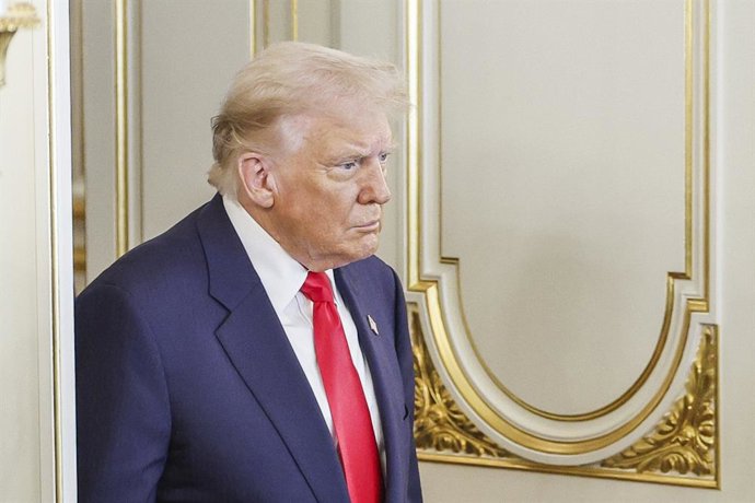 October 28, 2025, Tokyo, Japan: US President Donald Trump (L) arrives for the Japan-US summit meeting at Akasaka Palace State Guest House in Tokyo, Japan, 28 October 2025. The US President is on a three-day visit aimed at reaffirming the Japan-US alliance