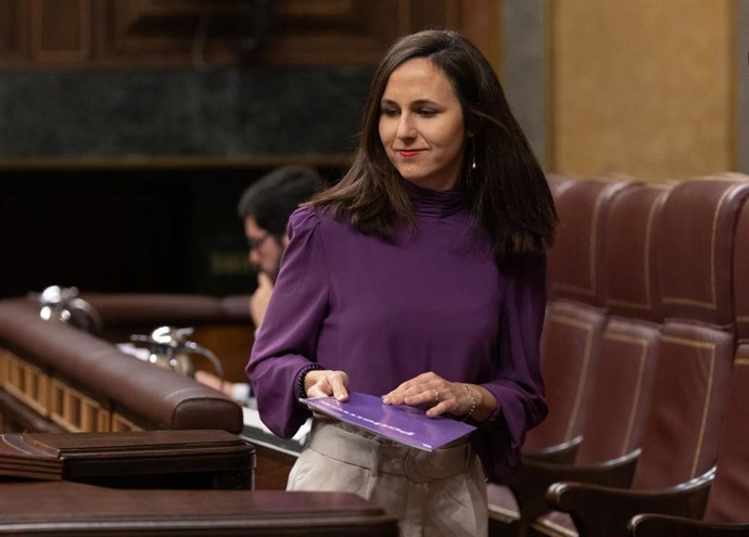 Archivo - La secretaria general de Podemos, Ione Belarra, durante un pleno en el Congreso de los Diputados, a 20 de diciembre de 2023, en Madrid (España). 