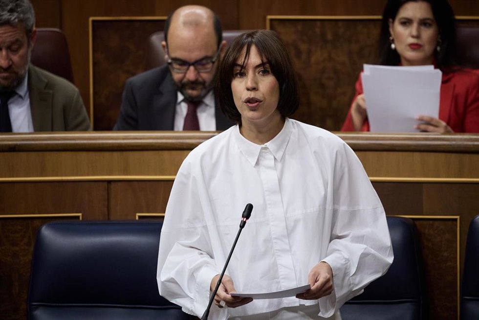 Archivo - La ministra de Ciencia e Innovación, Diana Morant, durante un pleno en el Congreso 