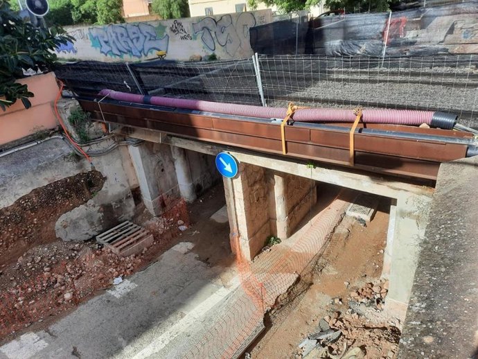 Remodelación del paso elevado en la calle Greco.