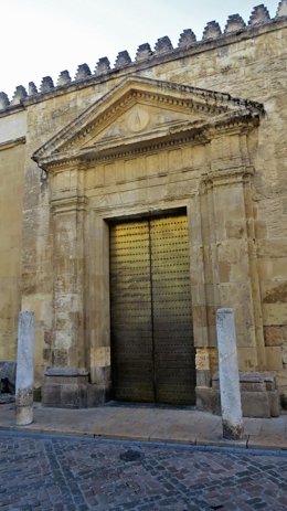 Puerta del Caño Gordo de la Mezquita-Catedral de Córdoba.