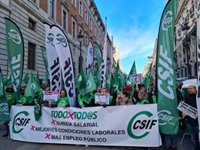 Los funcionarios se movilizan mañana en toda España para un nuevo acuerdo salarial y amenazan con ir a huelga