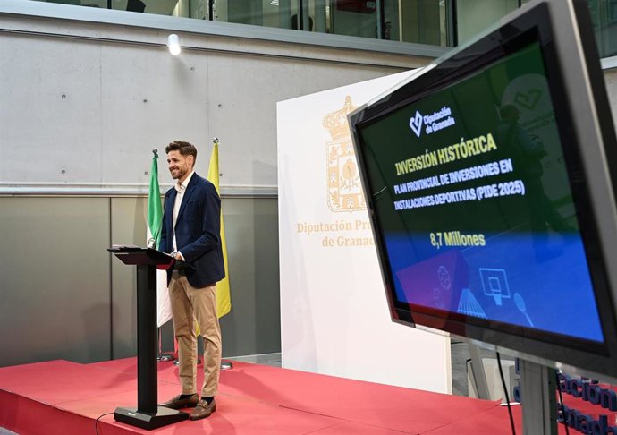 El diputado de Deportes e Instalaciones Deportivas, Eric Escobedo.