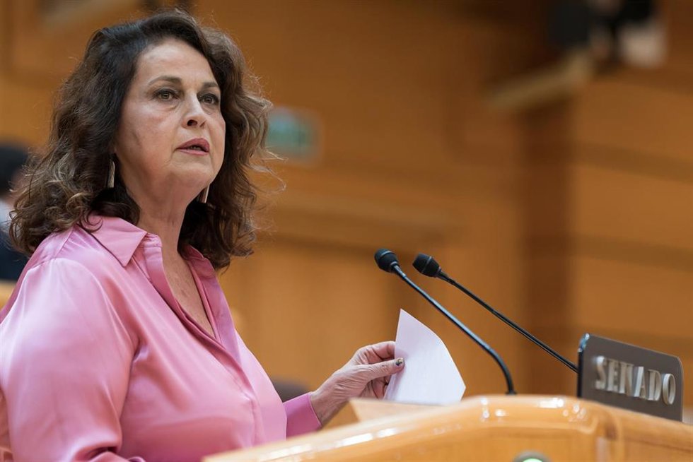 Archivo - La senadora Carla Delgado Gómez, más conocida como Carla Antonelli, durante un pleno en el Senado, a 17 de julio de 2025, en Madrid (España).