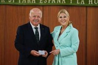 El Parlamento recibe de la consejera de Hacienda el proyecto del Presupuesto andaluz de 2026 e inicia su tramitación